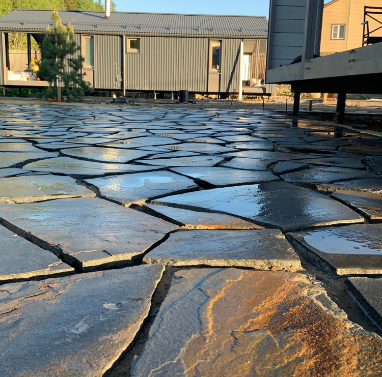 otmostka_iz_plitnika_3