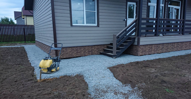 otmostka_iz_graviya_19