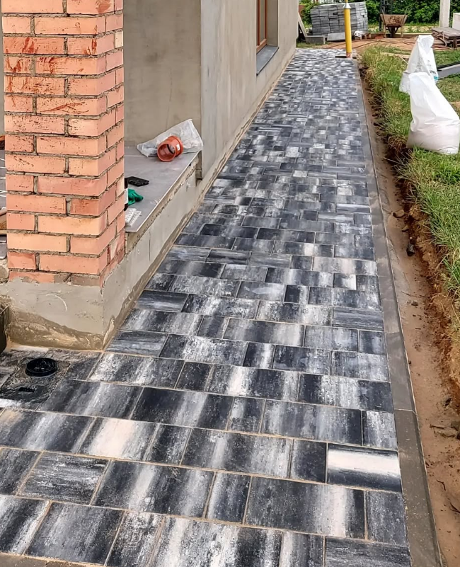 bruschatochnaya_otmostka_19