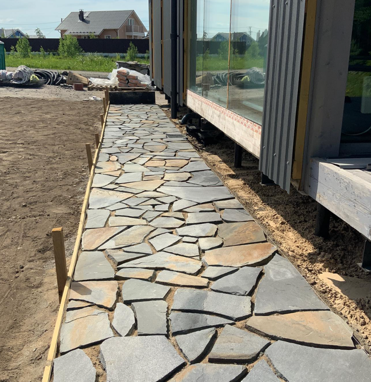 otmostka_iz_plitnika_7